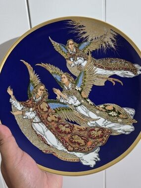 Vintage German porcelain collector's plate "The Angels"